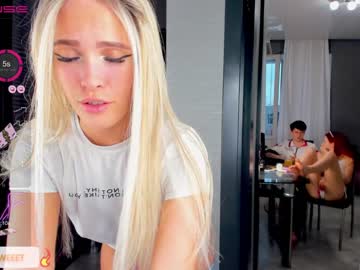 webcam girl blush_mikki live cam image #4698467