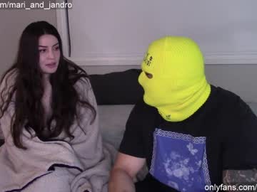 webcam girl mari_and_jandro live cam image #759376