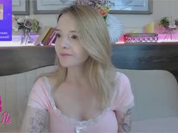 webcam girl ginger_pie live cam image #4578485