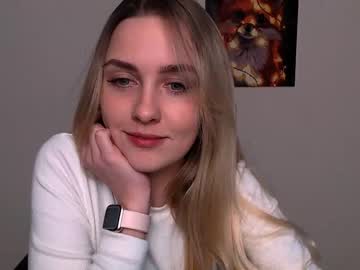 webcam girl bottomless_eyes_ live cam image #1398669