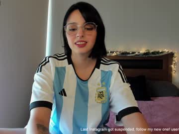 webcam girl yourfreakygirl live cam image #3354093