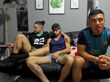 webcam man soccer_hot live cam image #2619560