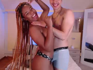 webcam couple naveen_tiana live cam image #5037297