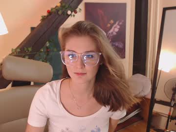 webcam girl abi_i live cam image #2548300