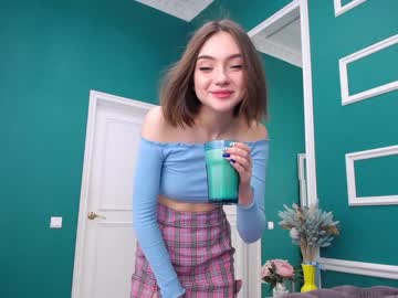 webcam girl adelewilson__ live cam image #1133055