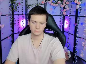 webcam man zackhandsome live cam image #7083956