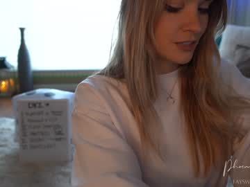 webcam girl phoenix_taylor live cam image #1547227