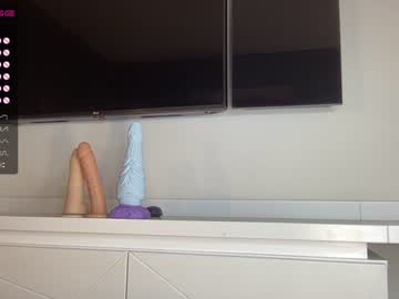 webcam girl candysfox live cam image #1482614