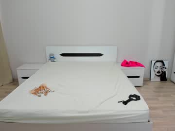 webcam girl yana_squrel_22 live cam image #1276439