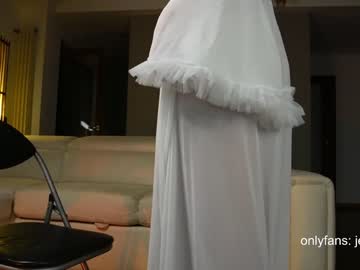 webcam girl therealbonnieclydex live cam image #4628335