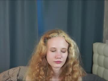 webcam girl flairhickey live cam image #6997674