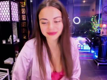 webcam girl alma_pearl live cam image #4172370