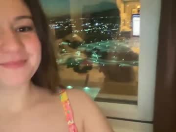 webcam girl internet_famous live cam image #1899806