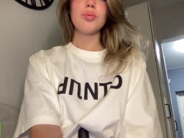 webcam girl angel_from_sky live cam image #5836461