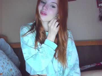 webcam girl cutequiche live cam image #2388073
