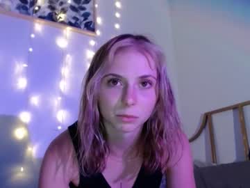 webcam girl emilystarxs live cam image #5049777