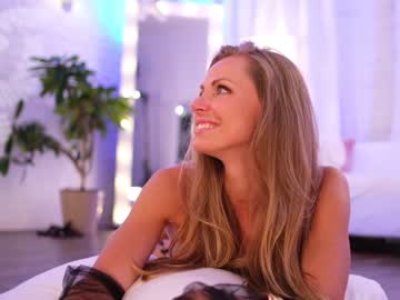 webcam girl eva_fashionista live cam image #5028445