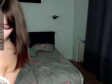 webcam girl predatory_eyes live cam image #6428812