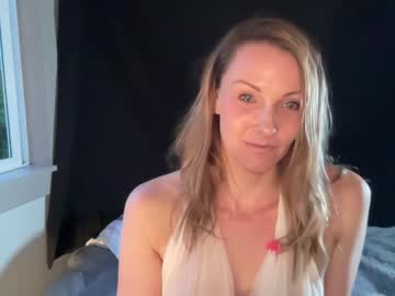 webcam girl kaileeshy live cam image #3248786