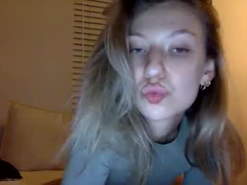 webcam girl taytaywest live cam image #6472347