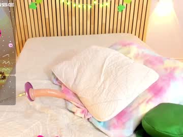 webcam girl little_effy18 live cam image #4007617