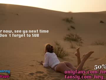 webcam girl heyhorny_cb live cam image #3689007