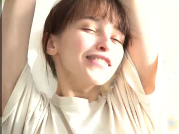 webcam girl diruriru live cam image #6747390