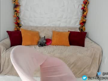 webcam girl harliequinnx live cam image #5255994