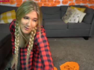 webcam girl 19honeysuckle live cam image #391189
