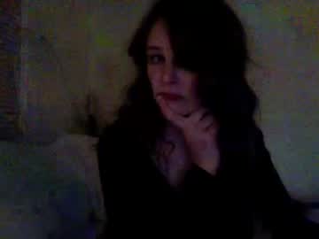 webcam girl fitty_tuck live cam image #422416