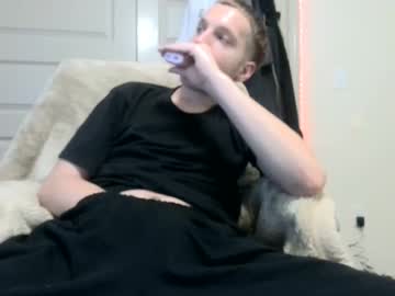 webcam man skemaskfuck live cam image #6217197