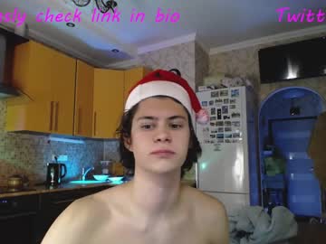 webcam man your_cute_friend live cam image #3467468
