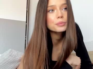 webcam girl isia_slay live cam image #3686917