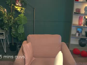 webcam girl little_dorothy_ live cam image #1217344