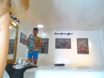 webcam man goldenkings live cam image #5759437