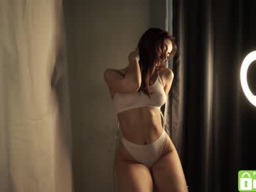 webcam girl tessarosse_ live cam image #4339130