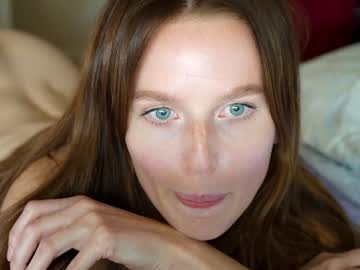 webcam girl ellaa91 live cam image #2685616