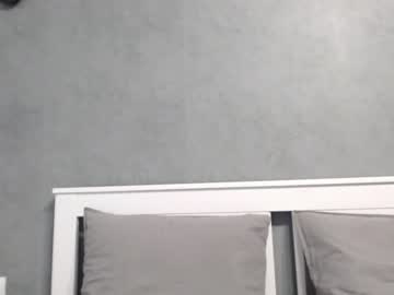webcam girl persian_baddie live cam image #4213588