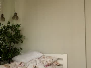 webcam girl ronny_ponny live cam image #6813220