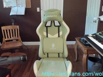 webcam man wolfiekitty live cam image #3761133