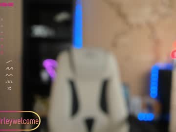 webcam girl shirleywatson live cam image #4067030