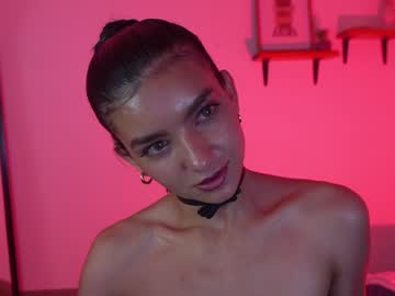webcam girl urcutelinda live cam image #6569818