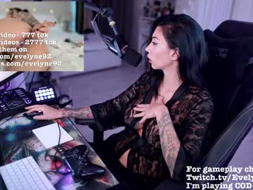 webcam girl evelyne92 live cam image #102111