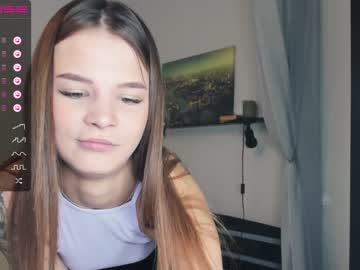 webcam girl sweet_idol live cam image #2445038