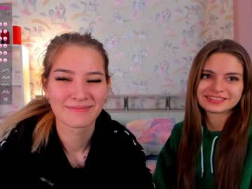 webcam girl unicorngirls live cam image #545215