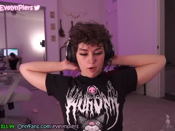 webcam girl evelynpiers live cam image #2374247