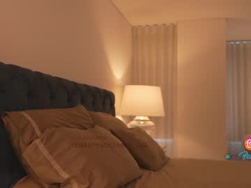 webcam girl emma_lu1 live cam image #2872882