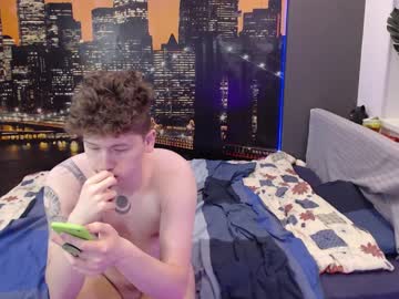 webcam man oliver_and_thomas live cam image #1227942