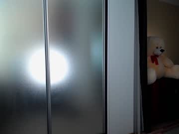 webcam girl kerelai live cam image #2455569