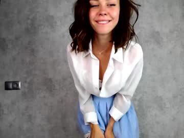 webcam girl nika_lodge live cam image #2728230